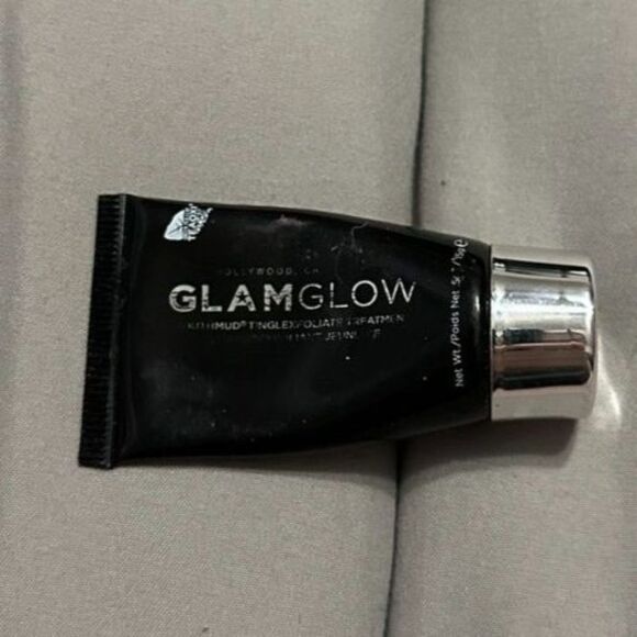NEW SEALED GLAMGLOW Youthmud Tinglexfoliate Treatment Mask .5 oz - Picture 2 of 3